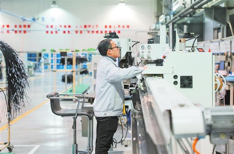 走好扩量提质焕新升级之路——甘肃省深入实施强工业行动加快推进
